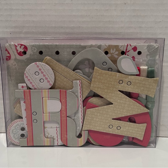 COSMO CRICKET LACING ALBUM KITS - Picture 5 of 8